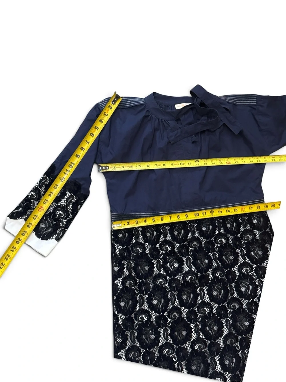 Tory Burch Adelaide Lace Dress Runway Fall season -Sizes: Medium Org. $798.00